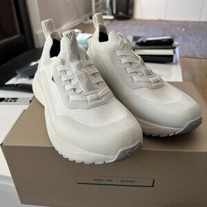 ⭐NEW⭐ Vessi Stormburst Lowtop White, Size 12 | Waterproof, Lightweight, BNIB